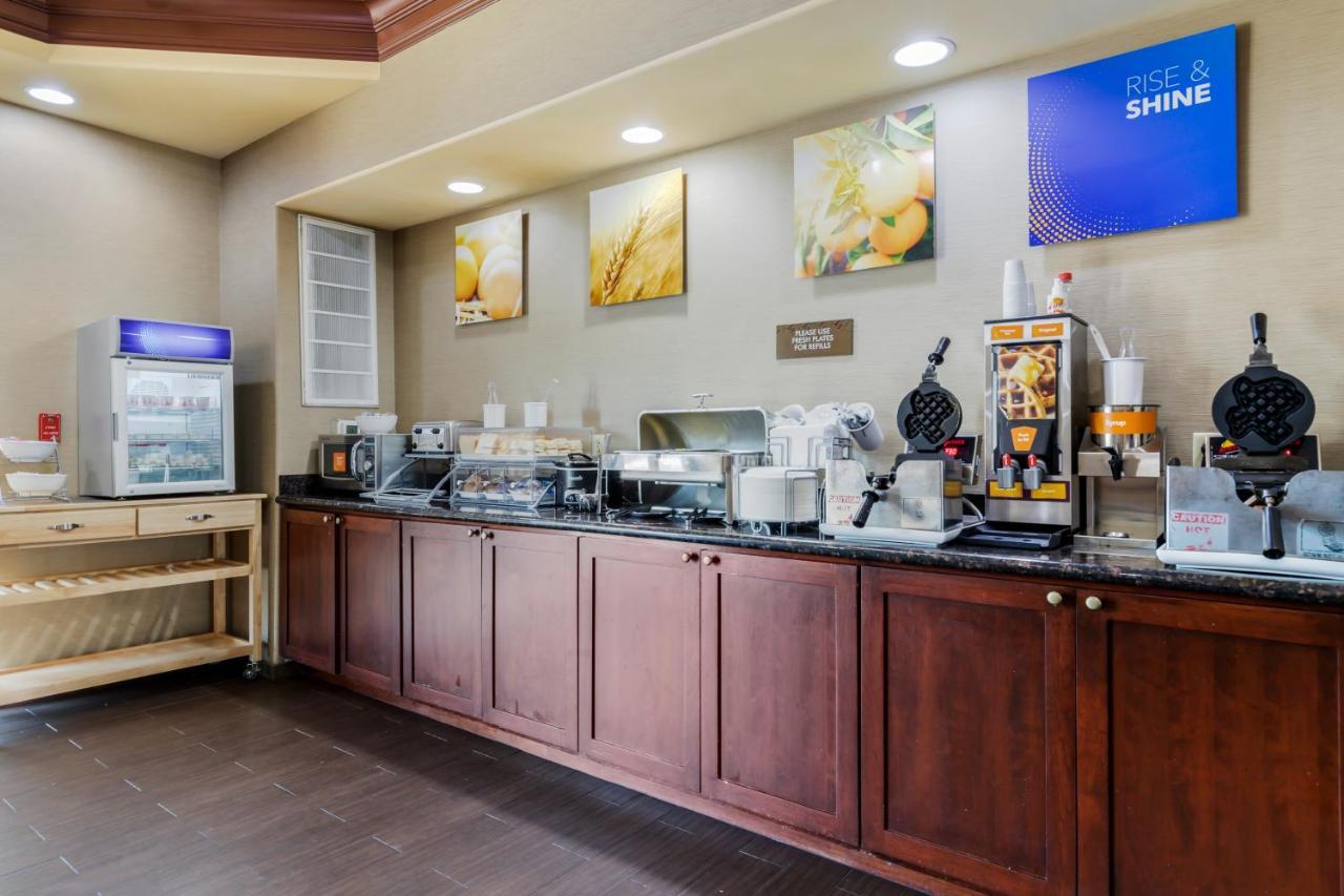 Hotel Comfort - Austin North 3*